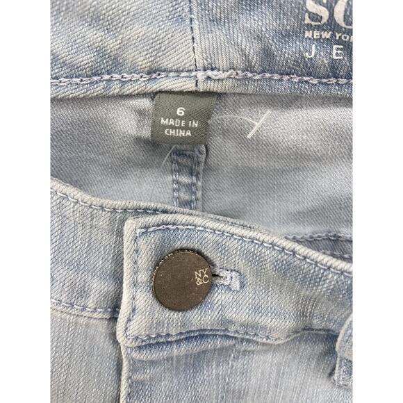 NWT‎ New York & Company Soho Jeans Size 6 Curvy Crop Light Wash Pockets Stretch - Picture 10 of 14